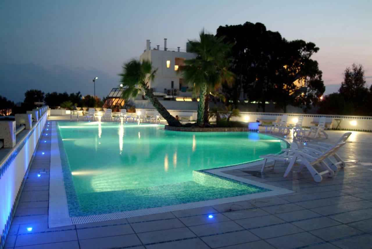 Hyencos Hotel Callyon Торре-Сан-Джованни-Удженто Экстерьер фото
